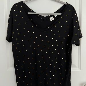 Gold heart tee